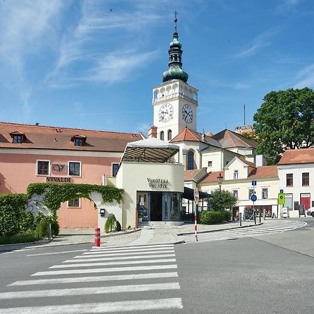 Vivaldi Apartments Mikulov Luaran gambar