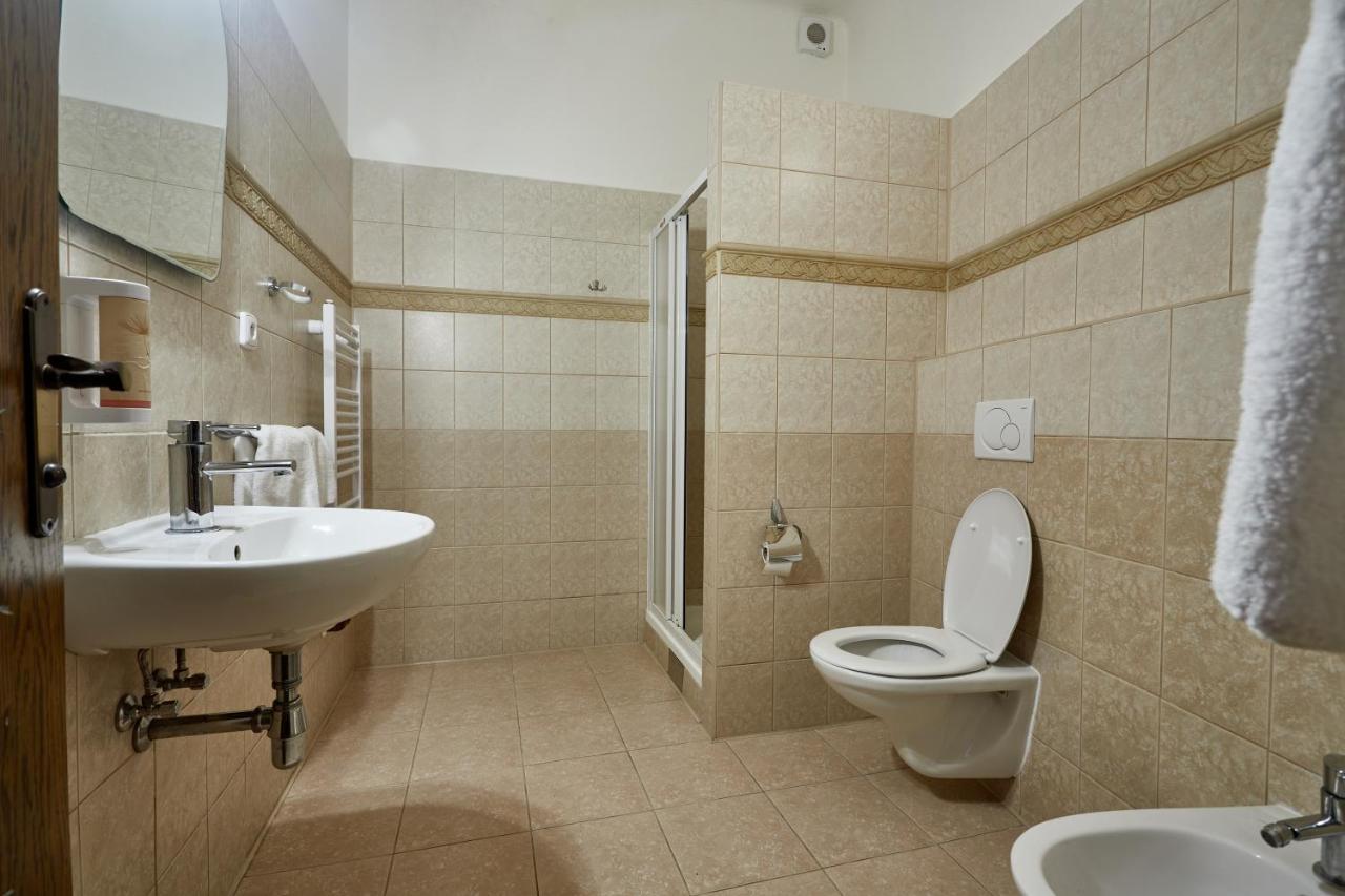 Vivaldi Apartments Mikulov Luaran gambar