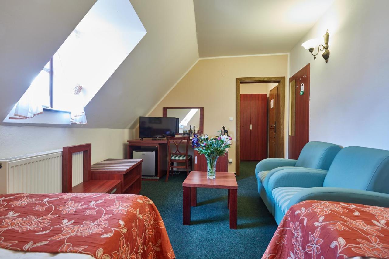 Vivaldi Apartments Mikulov Luaran gambar