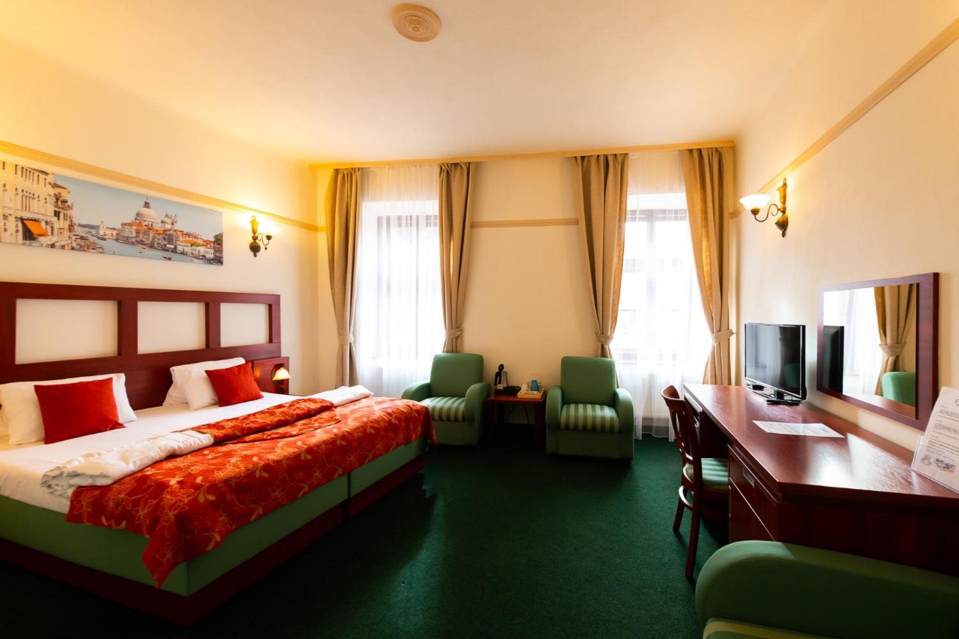 Vivaldi Apartments Mikulov Luaran gambar